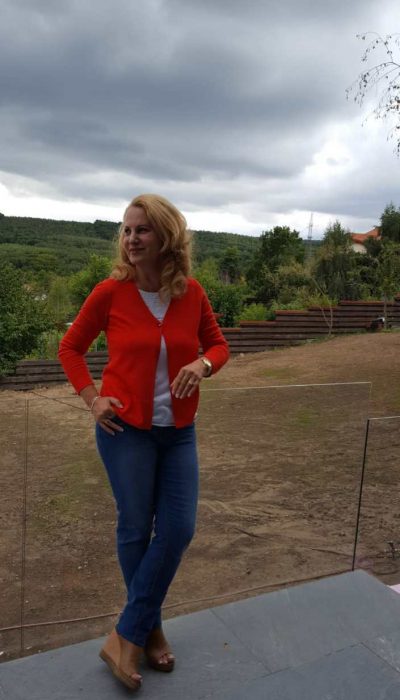 Cele 7 icoane ale scriitoarei Ingrid Beatrice Coman - 3